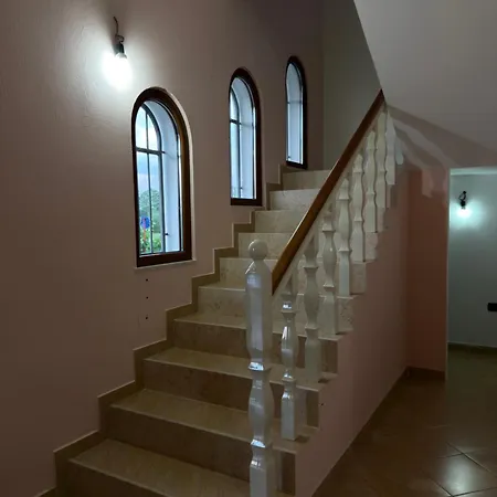 بيت للعطل Spacious Near Airport Tirana - Preza Area